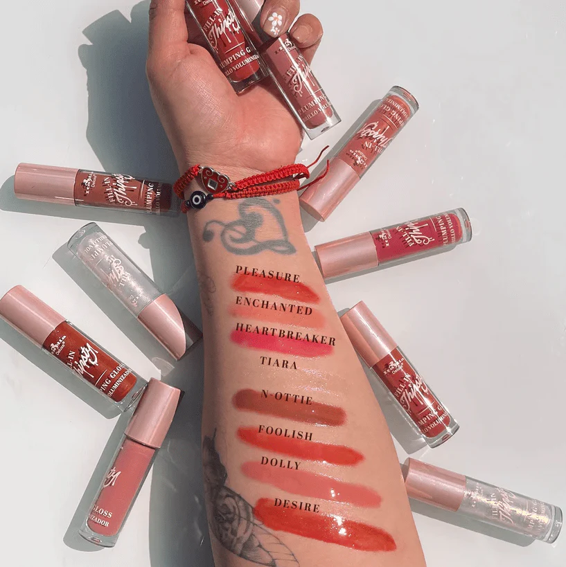 Fill-In Thirsty Colored Plumping Gloss - Image 2