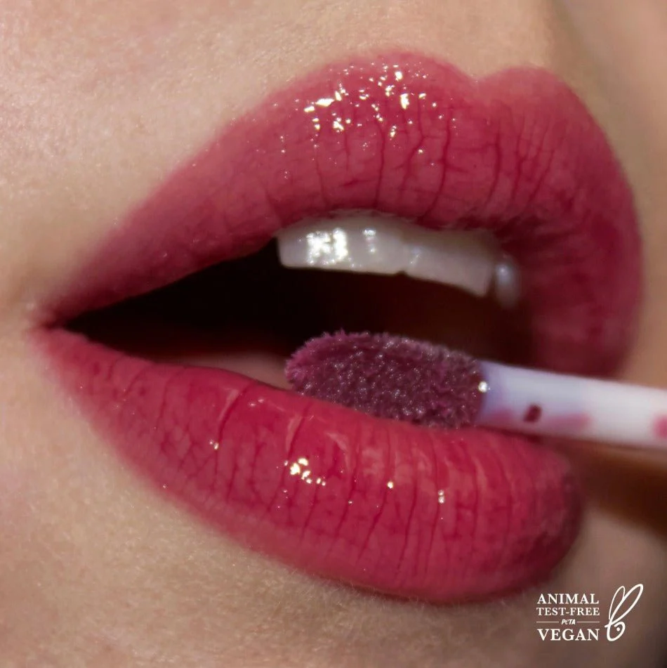Glow Getter Hydrating Lip Oil - Image 15