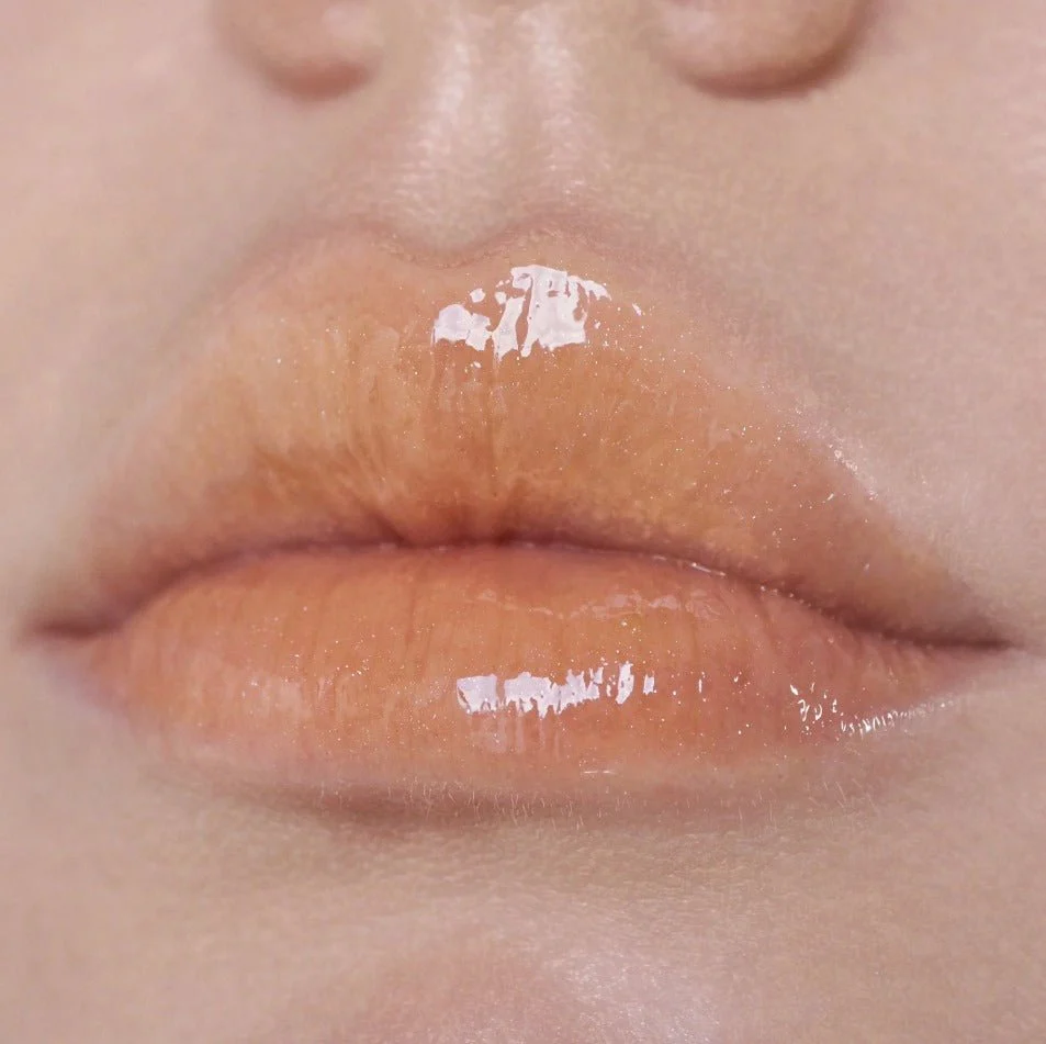 Glow Getter Hydrating Lip Oil - Image 17