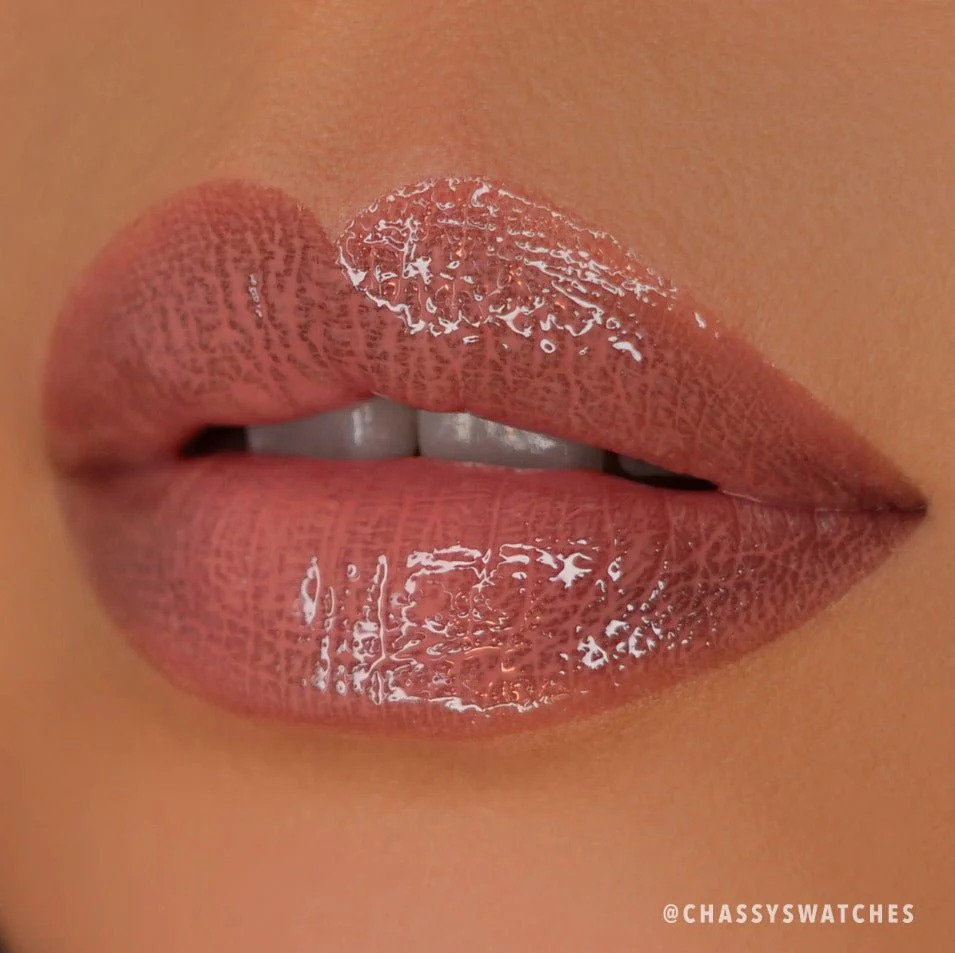 Glow Getter Hydrating Lip Oil - Image 25