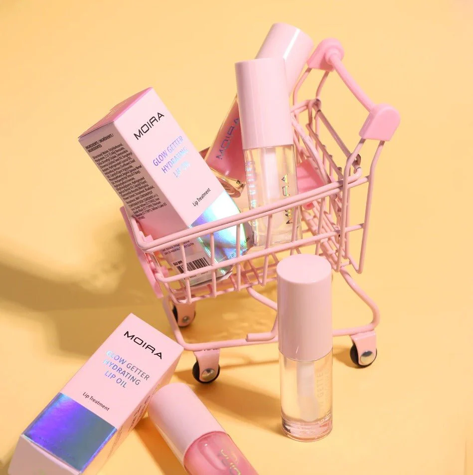 Glow Getter Hydrating Lip Oil - Image 5