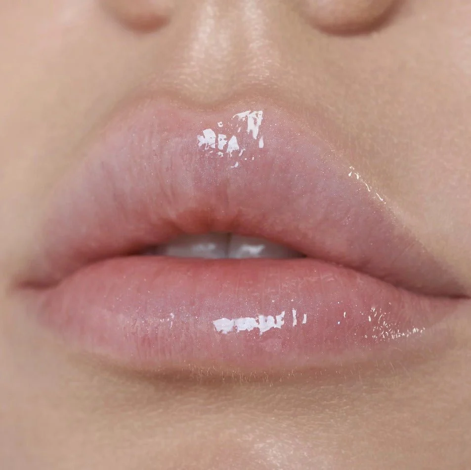 Glow Getter Hydrating Lip Oil - Image 7