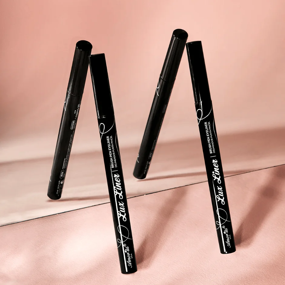 Lux Brush Tip Waterproof Liquid Eyeliner - Image 2