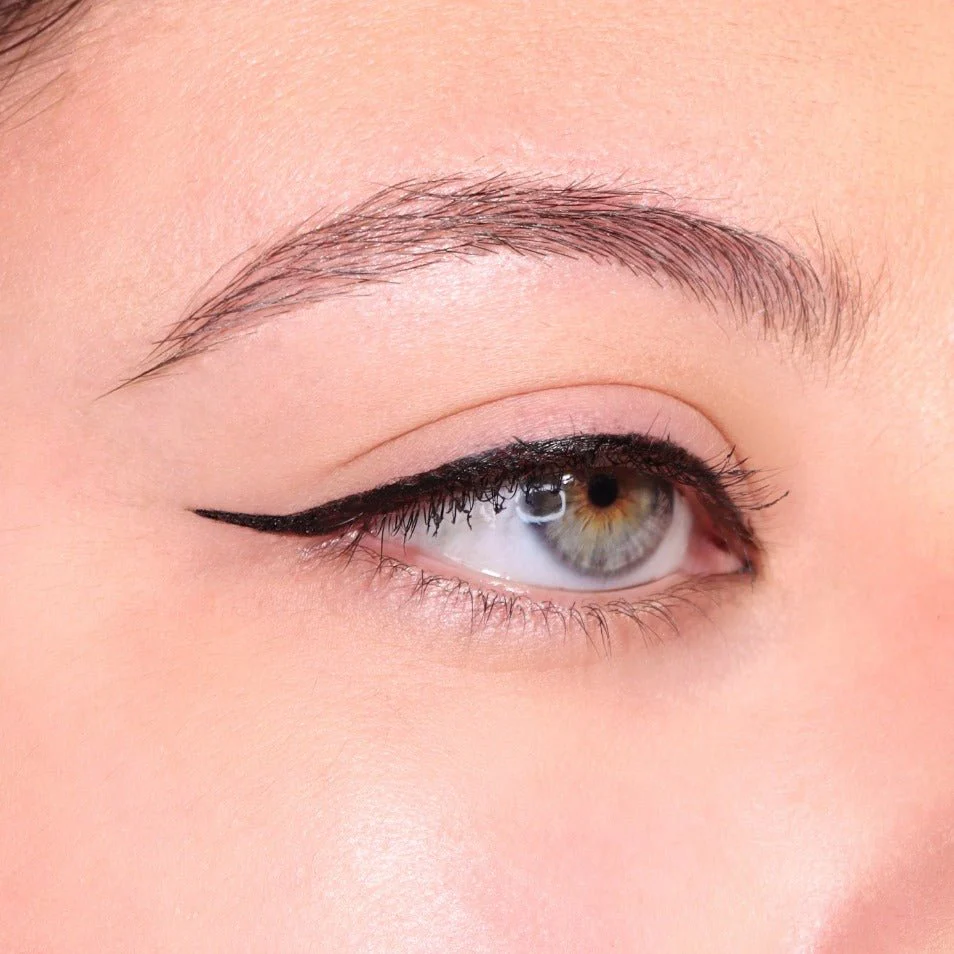 Micro Tip Liquid Eyeliner - Image 2