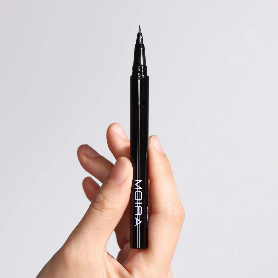 Micro Tip Liquid Eyeliner - Image 3