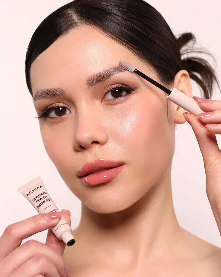 The Ultimate Brow Styler Gel - Image 3