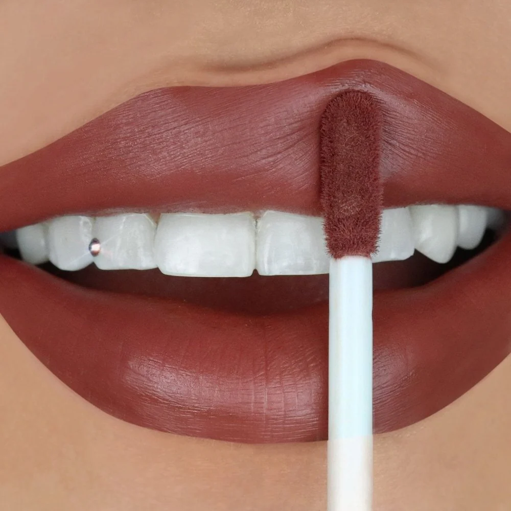 Velvet Stay Lip Paint - Image 17