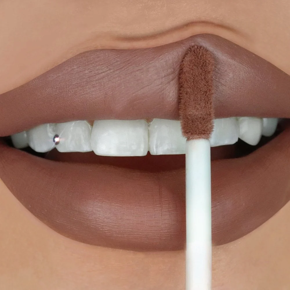Velvet Stay Lip Paint - Image 7